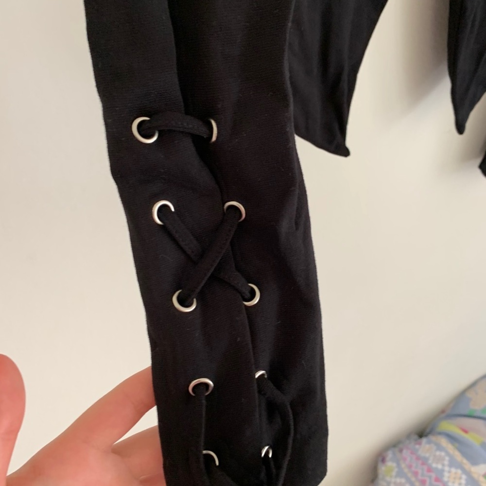 Blazer - Picture 3 of 3